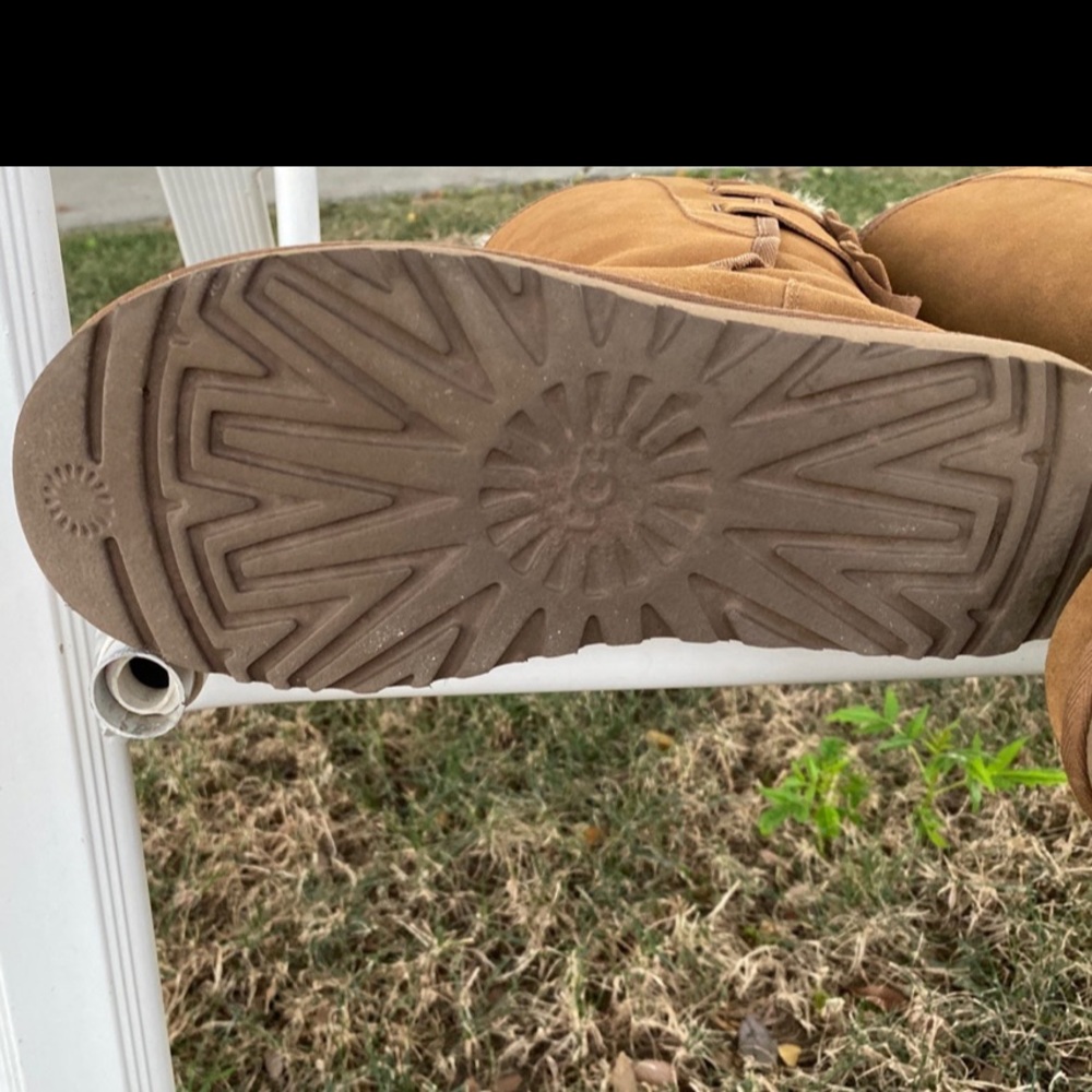 Ugg Boots - image 8